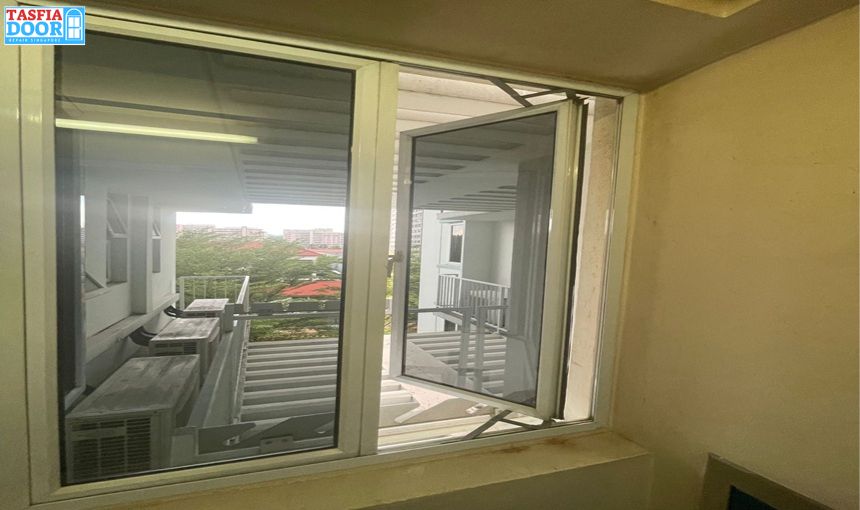 Admin/Blog/Details/Casement Window Repair.jpg